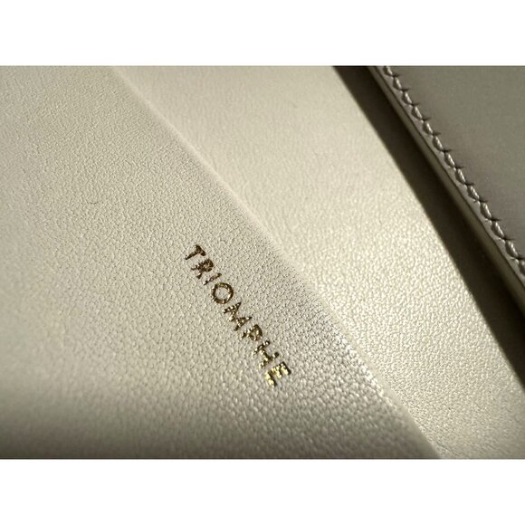 Celine Triomphe White Leather Shoulder Bag With Gold Hardware - Picture 6 of 16